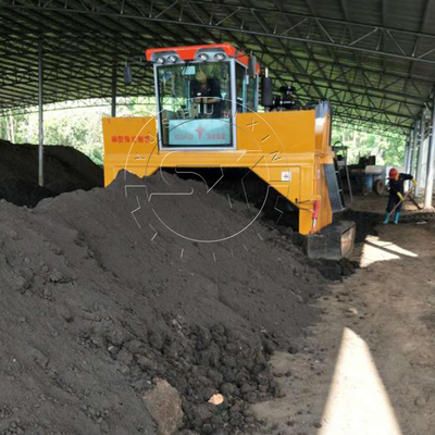 Verwandeln von Tierdünger in Bio-Dünger mit 2400mm Arbeitsbreite Kompost-Turner
