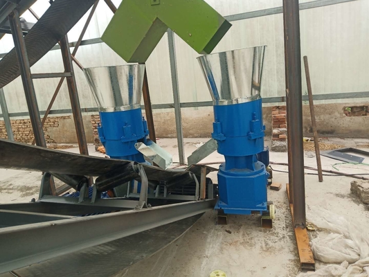 30kw YSX Pelletmachine Pelletizer für Tierfutter / Verdichter mit Faltdruck