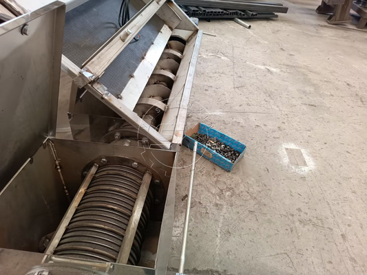 450 kg schwerer Feststoff-Flüssigkeitsseparator für Tierdünger und andere dünnere Materialien