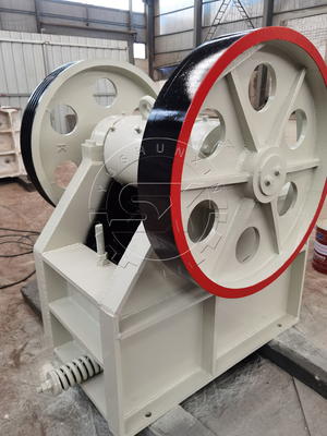 2400 kg Gewicht Kalksteinerz Raymond Mühle Schleifmaschine für die Düngemittelherstellung